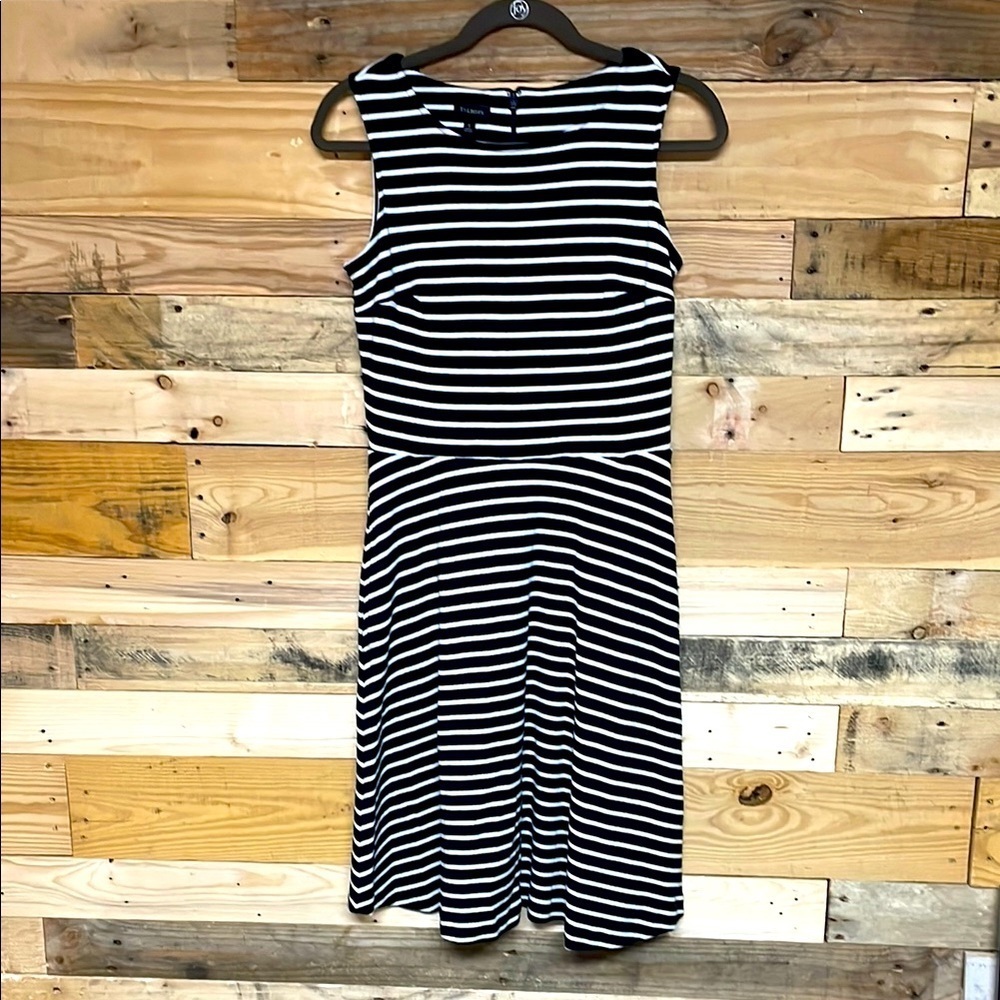 Talbots size Small Black and White Sleeveless Midi A-line Stretchy Soft Sundress